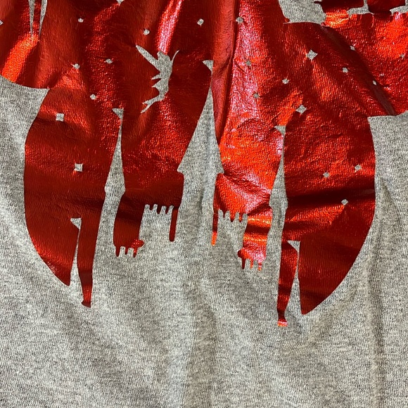 ✨ 3/$15 Handmade Disney Decal T-Shirt - Picture 4 of 5